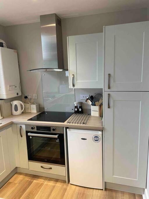 Cosy James Street Park 2 Bedroom, Ground Floor Apartment, Garden Helensburgh Eksteriør billede